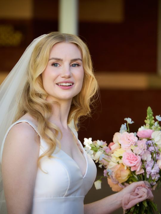 Black Lash Makeup - chapter intro photo how to plan the perfect date for your wedding